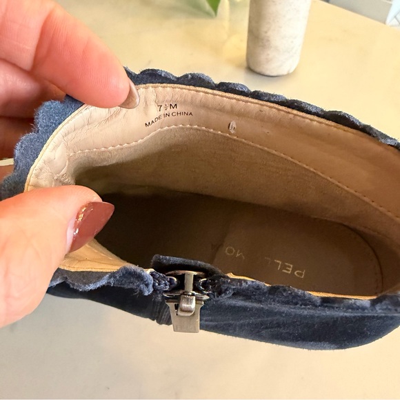 Pelle Moda Yilo Scalloped Bootie - Picture 5 of 7